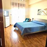 Apartment Al Centro Citta E Fronte Mare, Five Apples