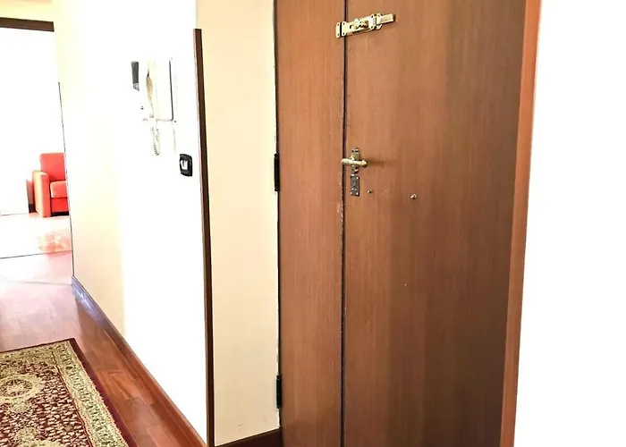 Al Centro Citta E Fronte Mare, Five Apples Apartamento *